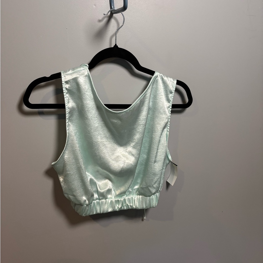 Double Zero Green Sleeveless Crop Tank Top NWT 4
